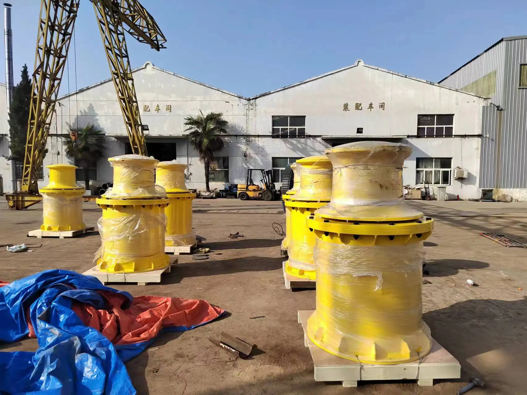 10T electric vertical capstan