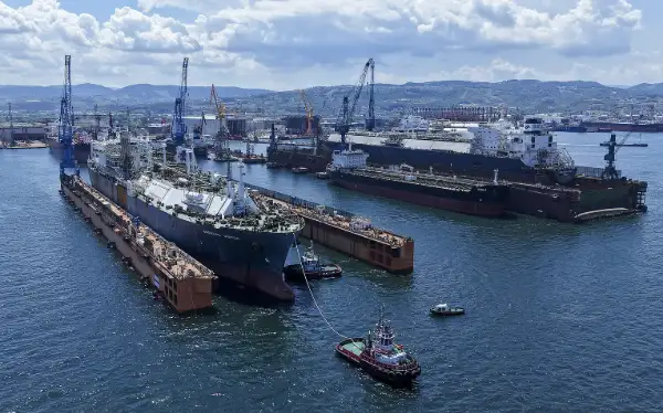 Floating Dock Launching